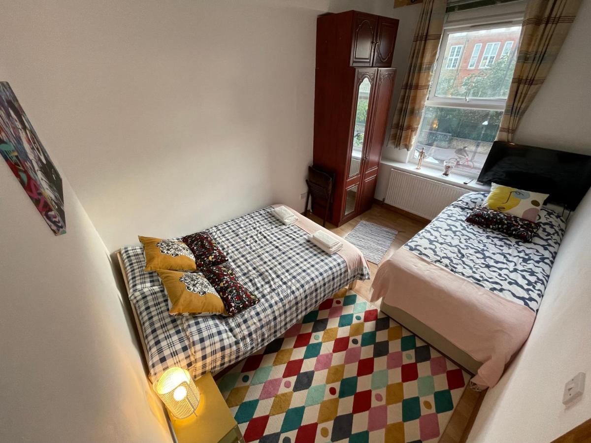 Spacious Family Flat Londres Extérieur photo